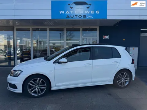 Volkswagen Golf 1.4 TSI ACT Connected Series PANO|CAMERA|STOEL VERW./MASSAGE