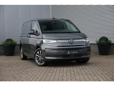 Volkswagen Multivan 1.4 eHybrid L1H1 Style 7P 218PK Elektrische Schuifdeuren|IQ Verlichting|Camera