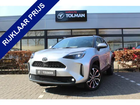 Toyota Yaris Cross 1.5 Hybrid 115 First Edition | Rijklaar | PDC v+a | Navi | Apple/Android | Camera