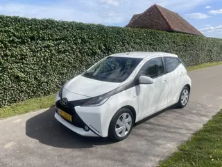 Toyota Aygo 1.0 VVT-i x-play | Airco (bj 2017)