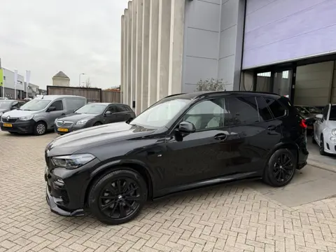 BMW X5 XDrive45e M Edition! VOL! NAP! PANO! LASER! HUD! INRUIL MOGEIJK!