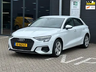 Audi A3 Sportback 30 TFSI Business edition/LED/APP-CONNECT/digitale klok/NL-AUTO NAP!!