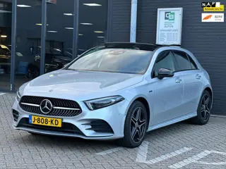 Mercedes-Benz A-klasse 250 e Business Solution AMG Limited/SFEERLICHTING/PANO-DAK/CAMERA/NL-AUTO NAP