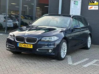 BMW 5-serie Touring 520i Luxury Edition/2E EIG/CAMERA/PANO-DAK/LEDER/NVAI/NETTE STAAT!!