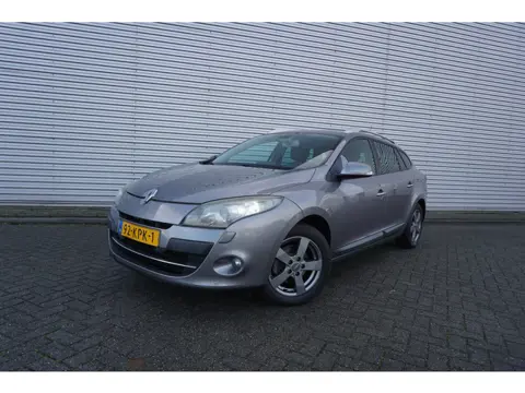 Renault Mégane Estate 1.4 TCe Privilége Climate / Navi / Cruise / Leder / Stoelverw. / Parkeersens. 