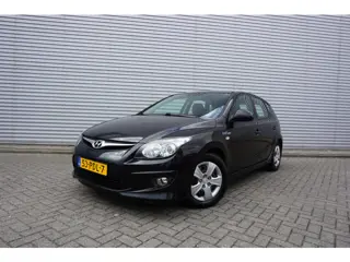 Hyundai i30 1.4i i-Drive Cool Airco / Elektr. ramen / NAP