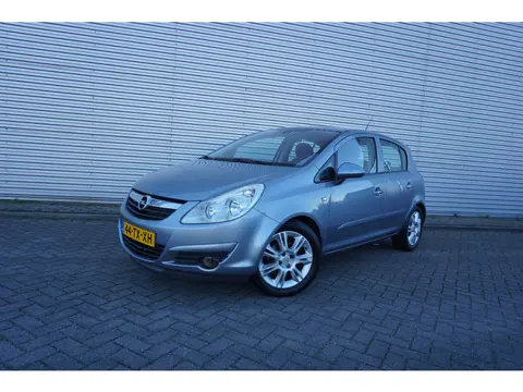 Opel Corsa 1.4-16V Enjoy Airco / Cruise / Elektr. ramen / Lm velgen /  NAP
