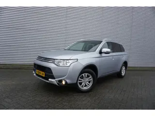 Mitsubishi Outlander 2.0 PHEV Business Edition X-Line AUTOMAAT - Climate / Navi / Cruise / Camera  /
