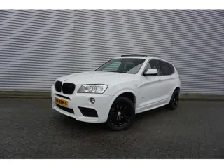 BMW X3 xDrive20i Executive Airco / Navi / Cruise / Pano / Stoelverw. / Parkeersens. / Lm velgen / NA