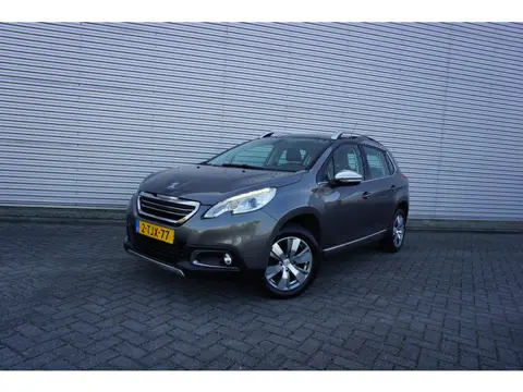 Peugeot 2008 1.2 VTi Allure Climate / Navi / Cruise / Parkeers. / Elektr. ramen / Lm velgen / NAP