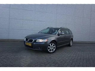 Volvo V50 2.0 Edition II Airco / Cruise / Parkeers. / Elektr. ramen /Trekhaak / Lm velgen / NAP