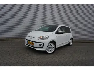 Volkswagen up! 1.0 high up! BlueMotion Airco / Navi / Cruise / Elektr. ramen / Parkeers. / Lm velgen