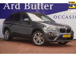 BMW X1 SDrive20i High ExecutiveL / LED / Camera / Navigatie / Stoelverwarm. / = SUPER !!