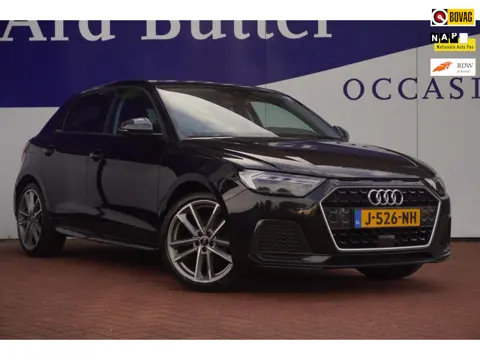 Audi A1 Sportback 25 TFSI SPORT / 1EIG / Carplay / Volleder / Navi / 18"LMV / ORIG-NL / Privacy / = 