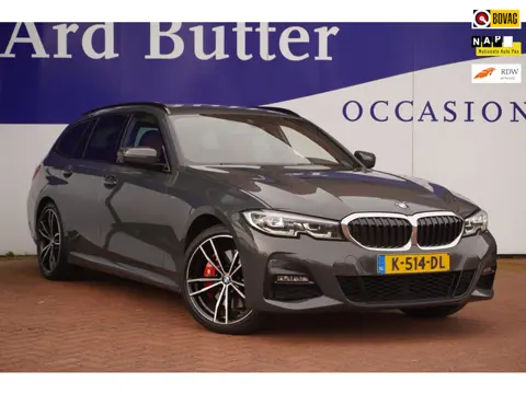 BMW 3-serie Touring 330e M-Sport Individual 292PK / Bruin-Leder / Dravit-Grau / Camera / 1EIG / Elek