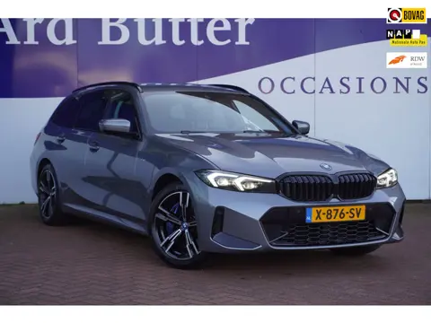 BMW 3-serie Touring 320e M-Sport / 1EIG / M-Brakes / Stoel&Stuur-verw. / Vol-leder / Sfeerverlichtin