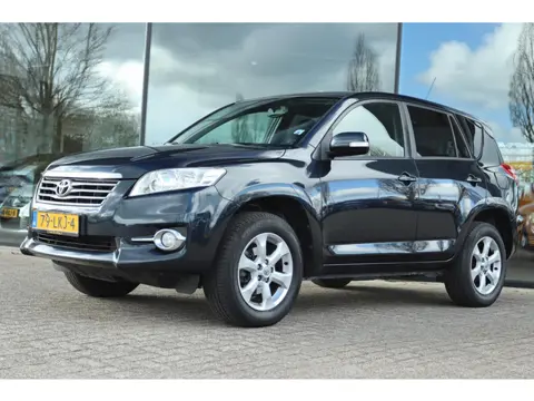 TOYOTA RAV4 2.0 VVTi DYNAMIC 2WD | NAVI | CLIMATE | CRUISE | PDC | LMV