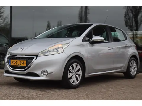 PEUGEOT 208 1.2 VTi ENVY 5-DRS. | CLIMATE | BLUETOOTH | CRUISE | PDC | NAVI | NAP