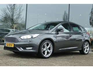 FORD FOCUS 1.0 TITANIUM ED. | XENON | WINTERPACK | NAVI | PDC | CRUISE