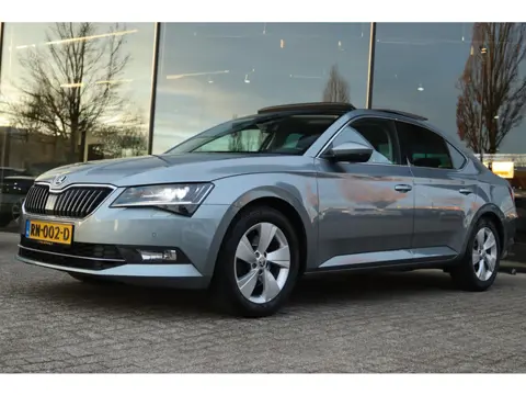 SKODA SUPERB 1.6 TDI AMBITION BUSINESS | PANO | CARPLAY | XENON | TREKHAAK | CRUISE | PDC |