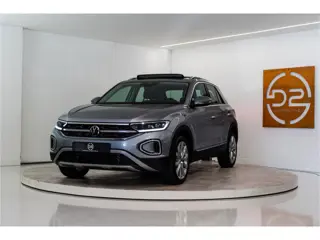 Volkswagen T-Roc 1.5 TSI Style 150PK Facelift | Pano | LED | Stoel&Stuur verw. | Carplay | Camera | 