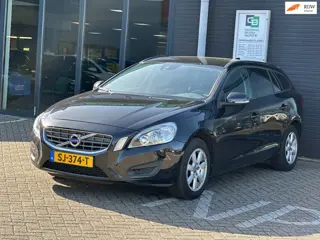 Volvo V60 1.6 D2 Kinetic/NAVI/AIRCO/STOELVERWARMING/NETTE STAAT!!