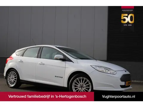 Ford Focus Titanium 100% Electric 23kw/ Leder/Camera/LED/Cruise/17"