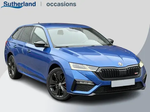 Skoda Octavia Combi 1.4 TSI RS iV PHEV Business | 245pk | Stoel- & Stuurverwarming | Achteruitrijcam