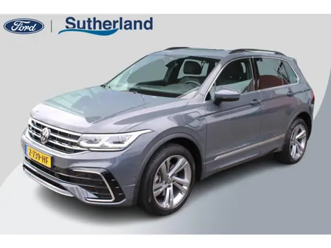 Volkswagen Tiguan 1.4 TSI eHybrid R-Line Business | Panoramadak | Adaptieve Cruise Control | 19 INCH