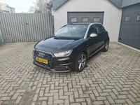 Audi A1 1.0 TFSI Adrenalin,Cruise control,Navi,Airco ,Lichtmetalen velgen