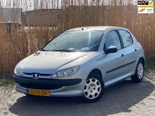 Peugeot 206 1.4 X-line Nieuwe Apk