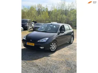Ford Focus 1.6-16V Futura