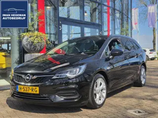 Opel Astra Sports Tourer 1.4 Elegance 146PK AUTOMAAT | Navigatie | Licht metalen velgen | Bose | Par