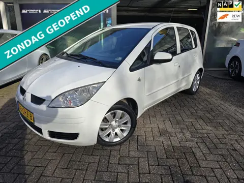 Mitsubishi Colt 1.3 Invite+ | NIEUWE APK | 12MND GARANTIE | AIRCO | LMV | ELEC PAKKET |
