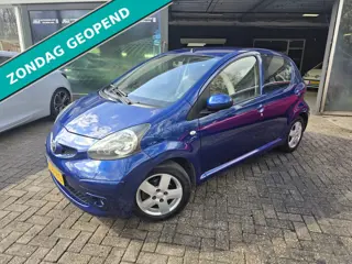 Toyota Aygo 1.0-12V Sport | 2E EIGENAAR | 12MND GARANTIE | AIRCO | NW APK | ELEC PAKKET | LMV |