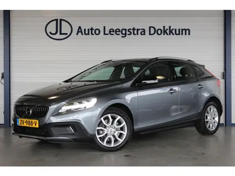 Volvo V40 Cross Country 1.5 T3 Summum Trekhaak | Pano | Memory | Camera | LED | Bluetooth | Navi | K