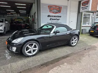 Opel GT 2.0 Turbo ECOTEC