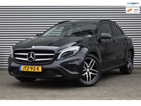 Mercedes-Benz GLA-klasse 200 Urban 156-PK, Airco, Cruise, Navi, Pdc, Trekhaak.