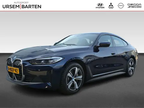 BMW i4 eDrive40 84 kWh | Automaat | Harman & Kardon | Adaptive Cruisecontrol | Elektrische kofferbak