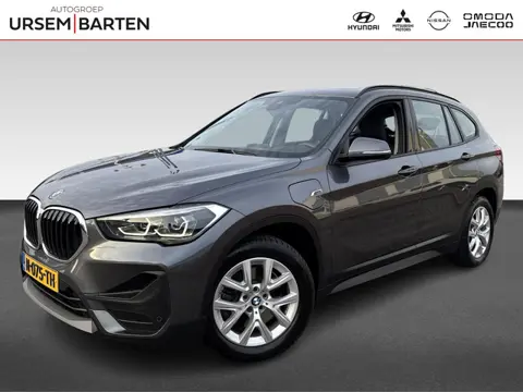 BMW X1 xDrive25e Executive Pano | Stoelverwarming |