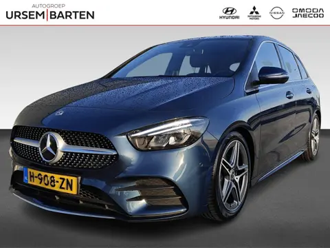 Mercedes-Benz B-Klasse 180 Business Solution AMG | AMG Styling | Sfeerverlichting | Voorstoelen verw