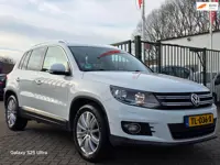 Volkswagen Tiguan 1.4 TSI R-Line Edition 2e eigenaar dealer onderhouden panorama dak cruis control a