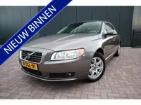 Volvo S80 2.5 T Momentum automaat Nieuwstaat Leder Afneembare trekhaak Pdc. Etc.