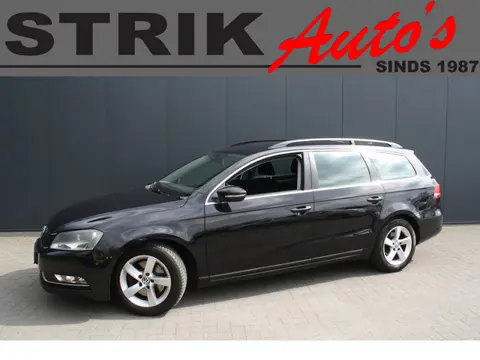 Volkswagen Passat Variant 1.6 TDI BlueMotion Executive Edition - NAVIGATIE - 1e EIGENAAR - PDC - TRE