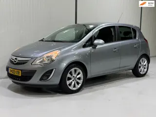 Opel Corsa 1.4-16V NETTE STAAT - NWE APK - EDITION UITVOERING.