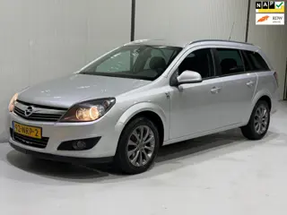 Opel Astra Wagon 1.6 111 years Edition NETTE STAAT - TREKHAAK - PDC - NWE APK!