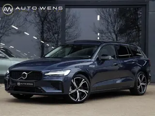 Volvo V60 T8 AWD Ultra Dark Bowers & Wilkins Massage 360 Cam Pano