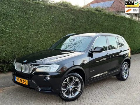 BMW X3 XDrive20i PANORAMADAK/LEER/TREKHAAK/PDC/RIJDT NIEUW!!