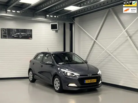 Hyundai I20 1.0 T-GDI ComfortPlus CruiseC/PDC/Camera/Nav/RijstrookS/Elektrisch-pakket/Armsteun