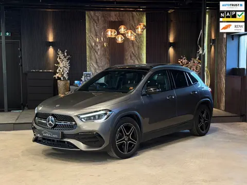 Mercedes-Benz GLA-klasse 200 AMG|PANO|SFEER|MEMORY|VOL!